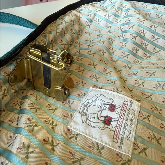 Luxury Bespoke Bernadette Rabbit Tapestry Lined Travel Garment Bag, like new - Picture 5 of 16